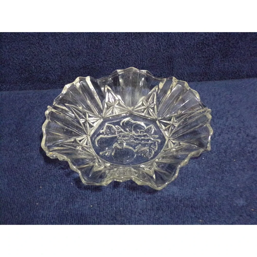 Federal Glass Co. Crystal Cut Candy Dish Fruit Design Scalloped Edge 7.5
